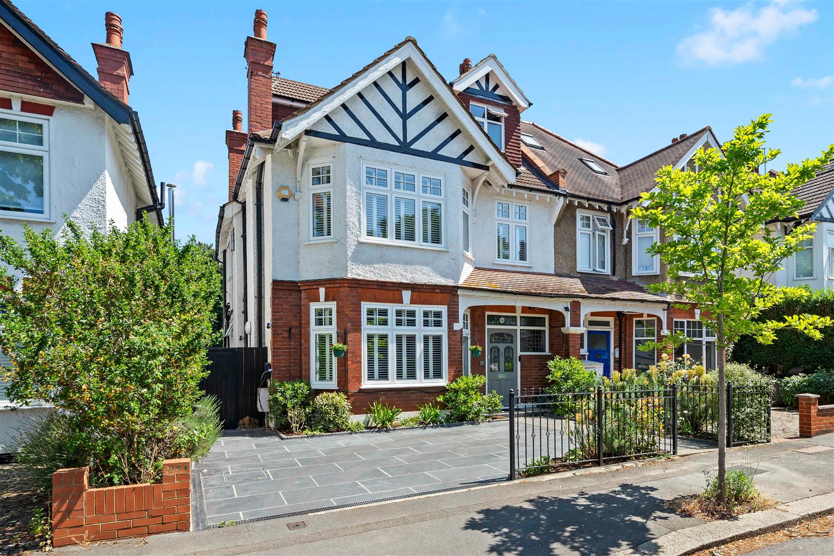 6 bed property in Derby Road, Sutton